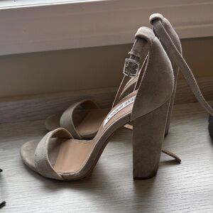 Steve Madden Women's Greyish Beige Suede Heels